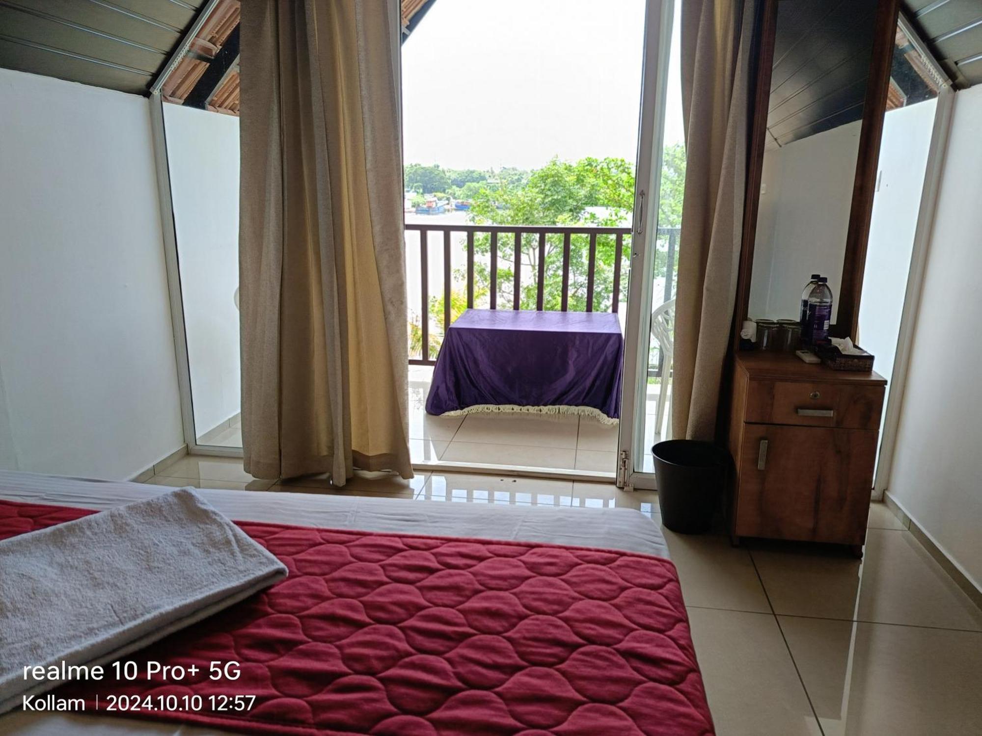Ripples Backwater Resort, קולאם מראה חיצוני תמונה